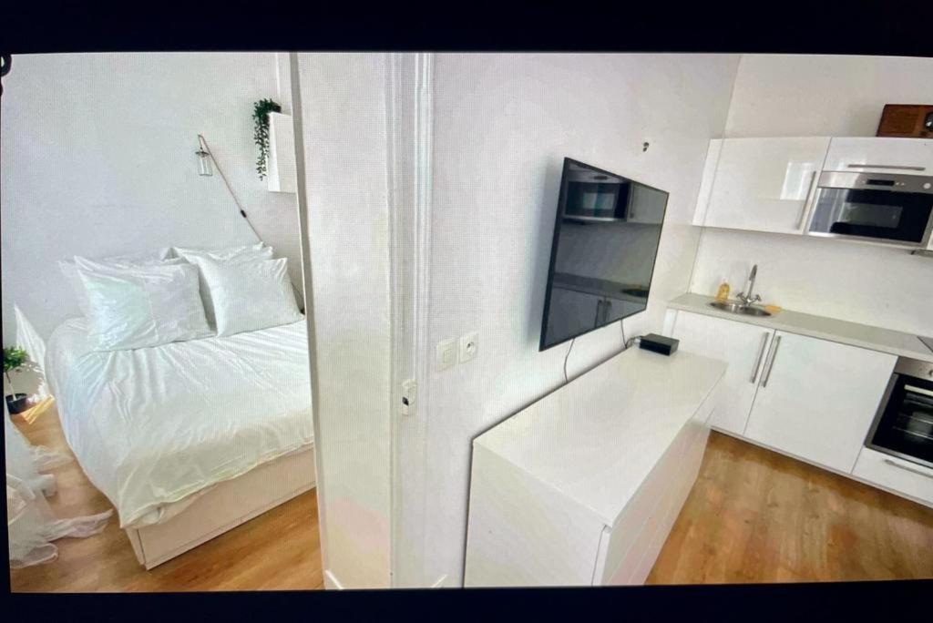 Cute One Bedroom In Le Marais Appartement Parijs
